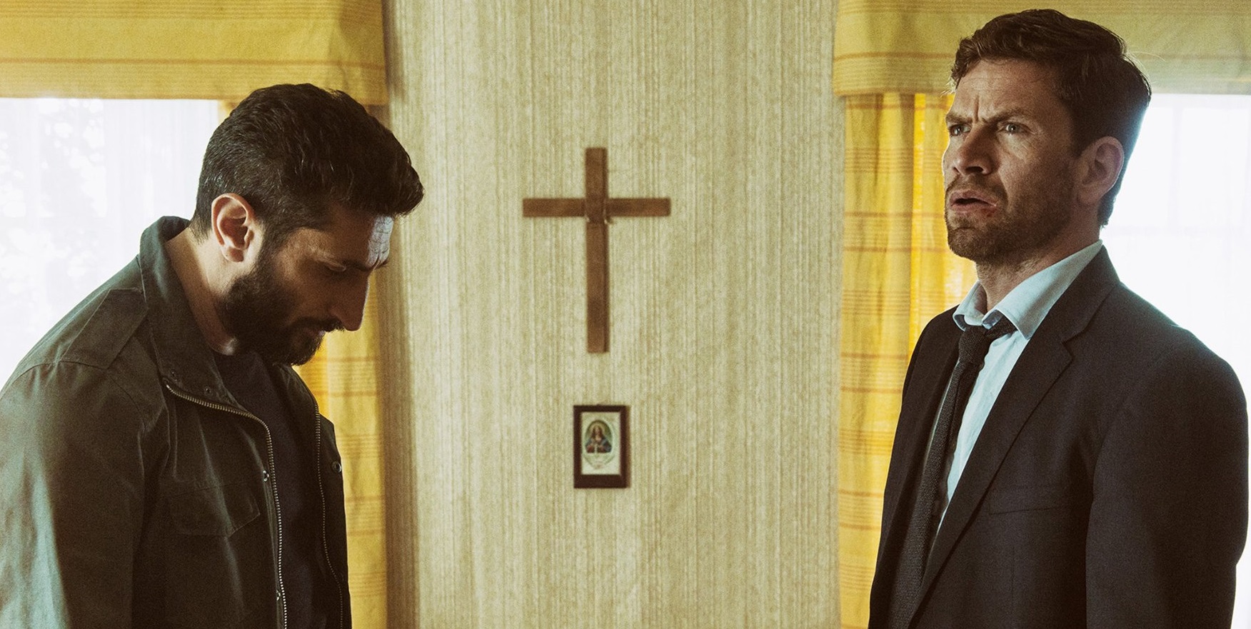 A CONSPIRACY OF FAITH - İNANCIN TUZAĞI Jutland yakınlarında, denizde bir şişe içinde not bulunur. Bu, çok uzun zaman önce okyanusa bırakılan bir nottur ve sıradan biri tarafından anlaşılmas