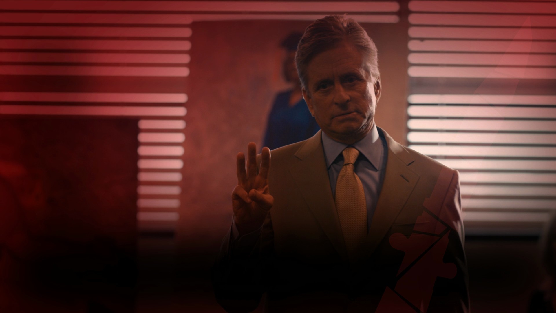 BEYOND A REASONABLE DOUBT - BÜYÜK ŞÜPHE Başarılarla dolu kariyerini daha da ileriye götürmek isteyen savcı Mark Hunter (Michael Douglas) gelecek vali seçimlerinde aday olmak niyetindedir. Ge