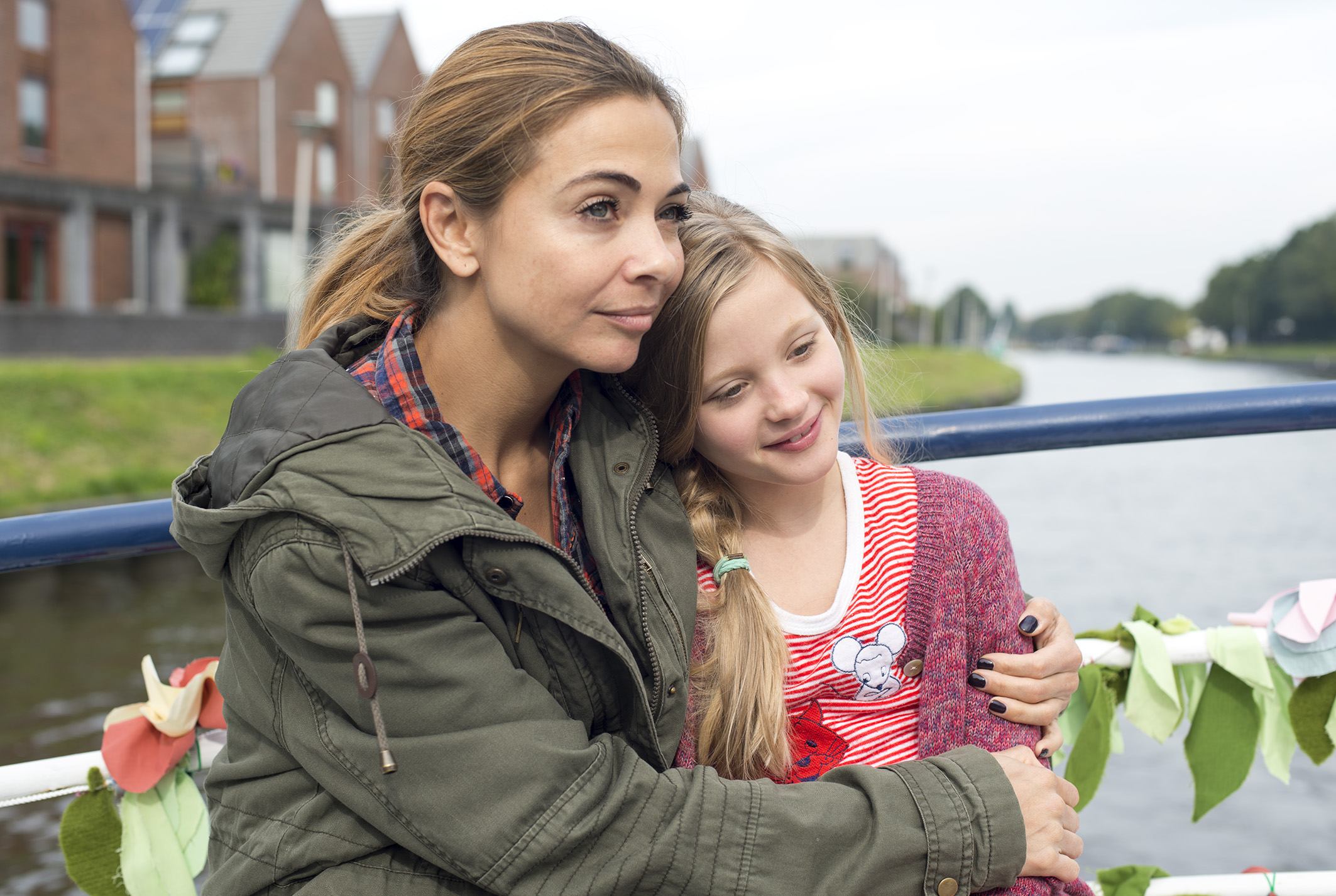 MR. FROG - BAY KURBAĞA Bir öğretmen, öğrencilerine büyük bir sır verir. Adam, bazen bir kurbağaya dönüşmektedir. İki öğrenci, öğretmenlerinin bu sırrını sonsuza dek saklamak