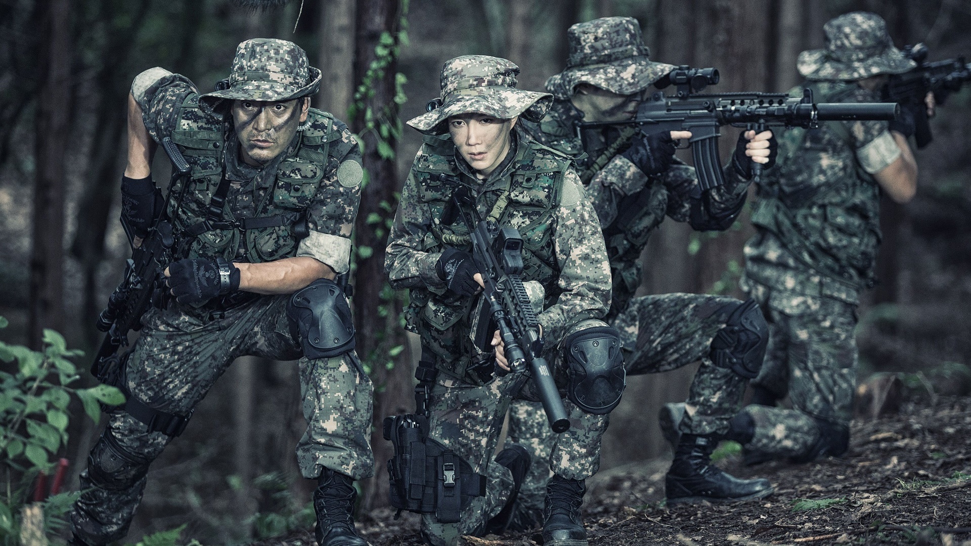 MUSUDAN - ÖLÜMCÜL ARAŞTIRMA Güney Kore ve Kuzey Kore arasındaki sınır bölgesinde, gizemli kayıp ve ölüm vakaları meydana gelmektedir. Devlet hemen özel eğitimli bir grup askeri b