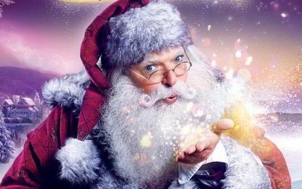 NICHOLAS NOEL: STARDUST MAGIC - BÜYÜLÜ YILBAŞI Noel’den önce dünyadaki tüm çocuklara ulaşmak için yaptıkları hazırlıkları tamamlamak üzere olan Noel Baba, asistanı Gresille’den destek almaktadır. H