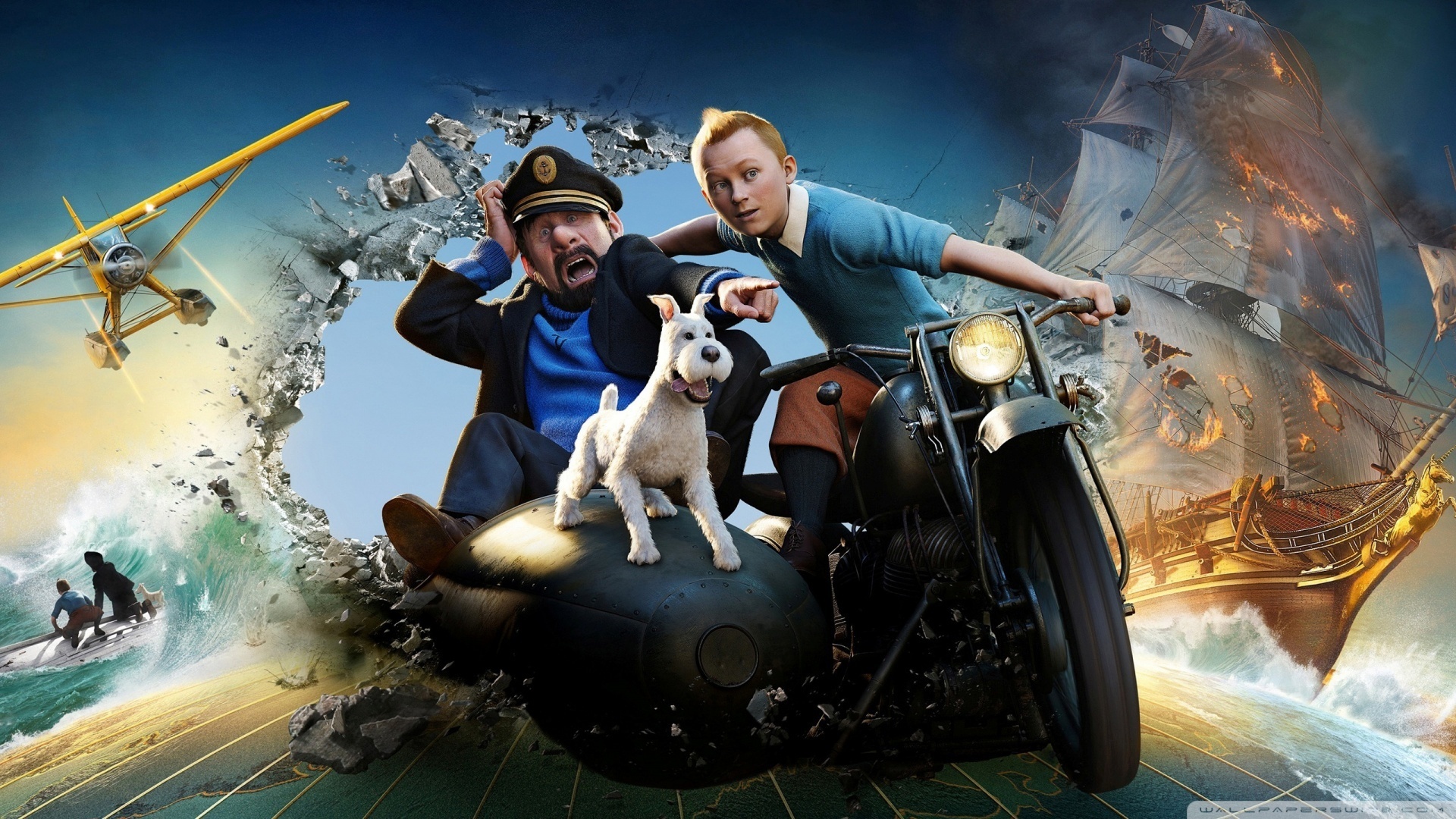 THE ADVENTURES OF TINTIN - TENTEN'İN MACERALARI Tenten köpeğiyle çıktığı sıradan bir gezi esnasında yerde maket bir  gemi bulur. Ancak maket gemi görüldüğünden çok daha fazlasını içinde taşımaktadır. Asırlardır gizli olan bir sırrı içinde taşıyan geminin peşinde kötü adamlar vardır. Tenten sırrı çözmeye çalışırken, diğer yandan  peşine düşen kötü adamları atlatmak zorundadır.