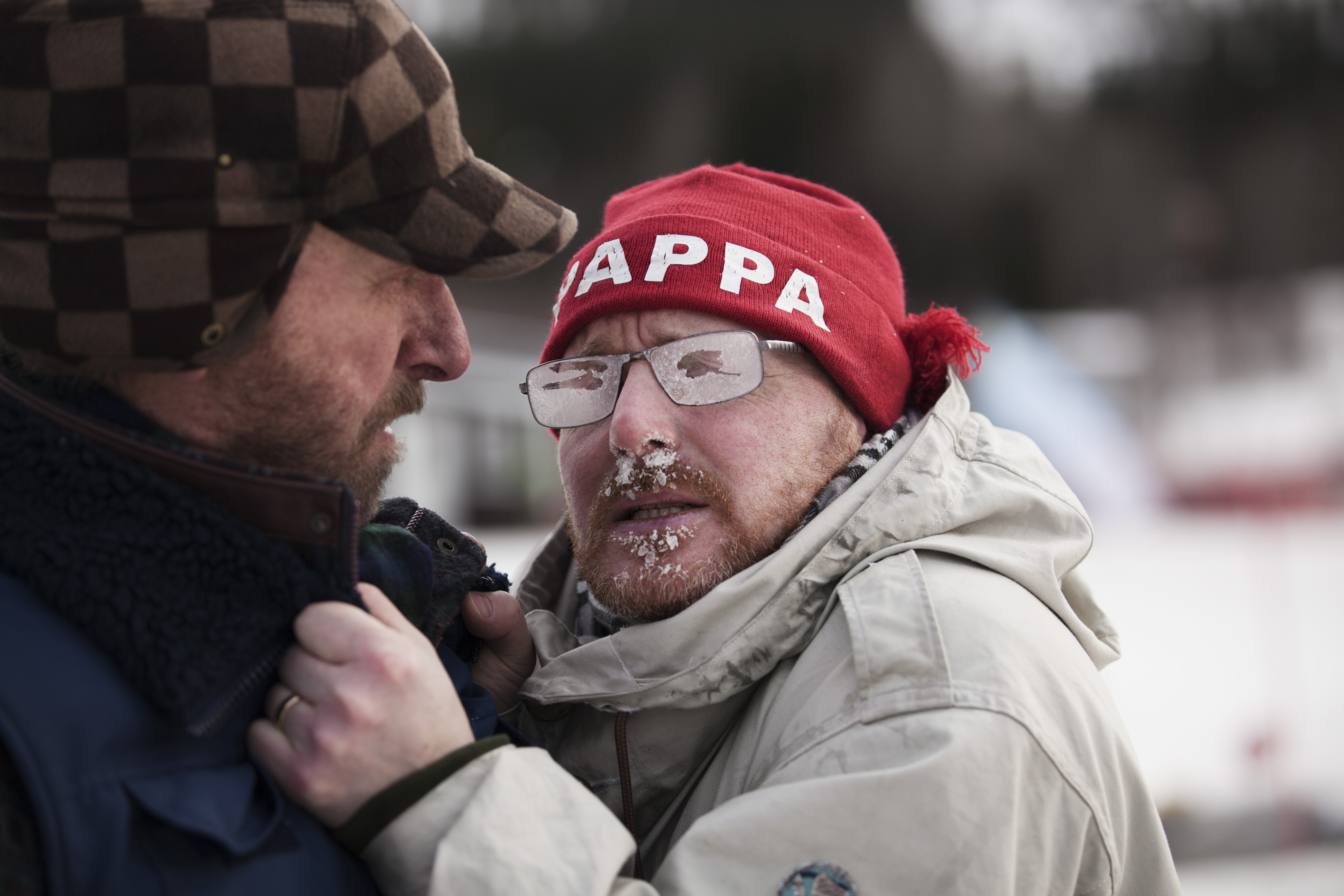 THE ANDERSSONS ROCK THE MOUNTAINS - ANDERSSONLAR DAĞLARIN KRALI  Svensson ailesi, kış tatili için kayağa gidecektir. Tatile gittiklerinde, ailenin genç kızı Sune, yeni bir ilişkiye başlar. Diğer yandan Hakon sorunla