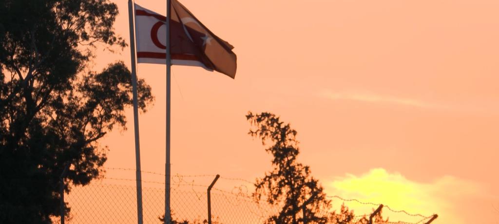 Yönetmenliğini Görkem Özok’un yaptığı "Kuzey Kıbrıs Türk Cumhuriyet’ine Giden Yol" Kıbrıs sorununu ve adadaki Türklerin yaşadıklarını yeniden hatırlatıyor. 