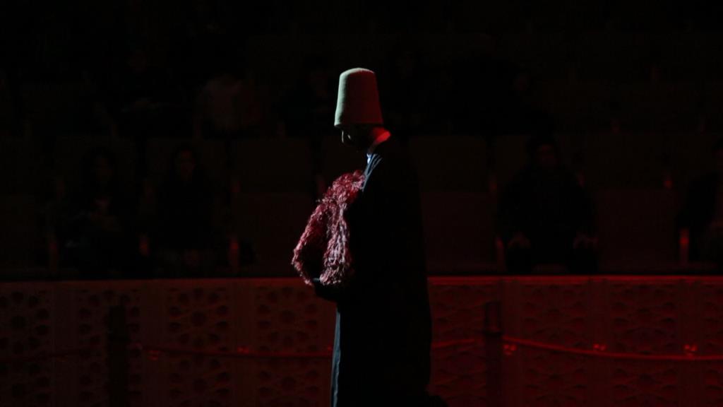 Belgesel, hoşgörü ve barışın simgesi olan Mevlana Celaleddin Rumi'nin hayatını ve felsefesini anlatıyor. 