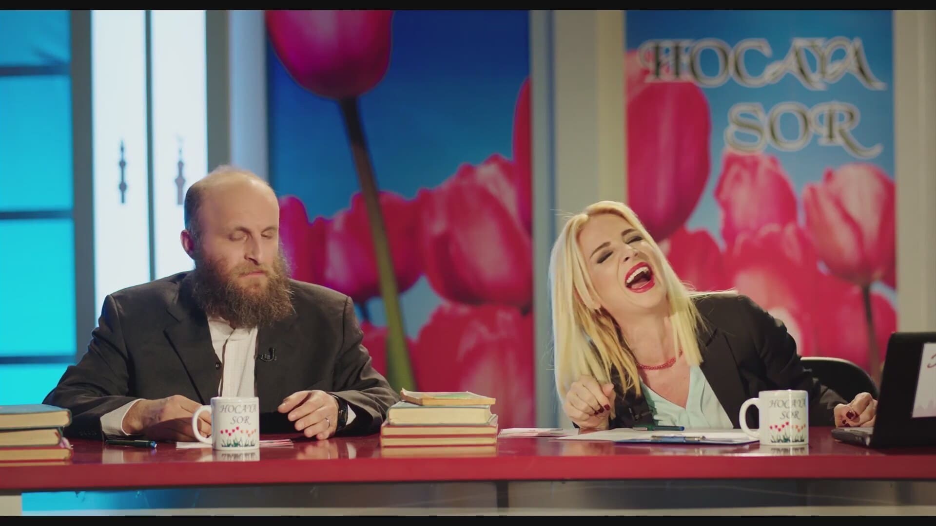 Oflu hocanin sifresi tek parca